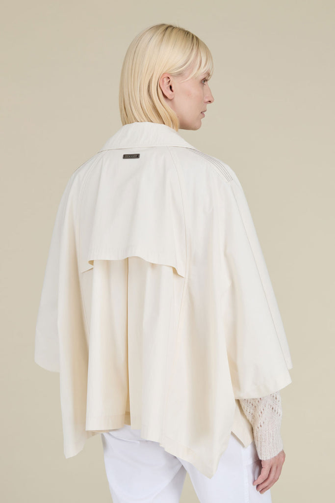 Elegant double-breasted  cape trenchcoat in stretch cotton gabardine  