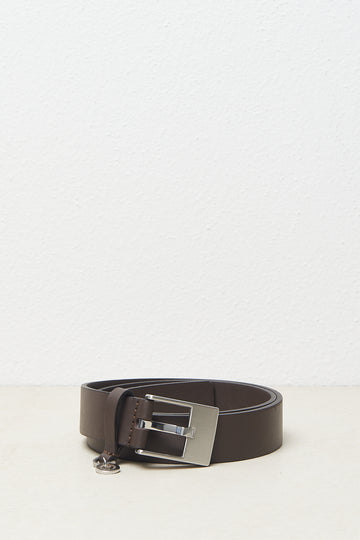 Soft leather belt decorated with Peserico logo medal  