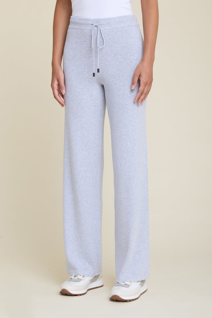 Soft joggers in pure Egyptian cotton yarn knit  